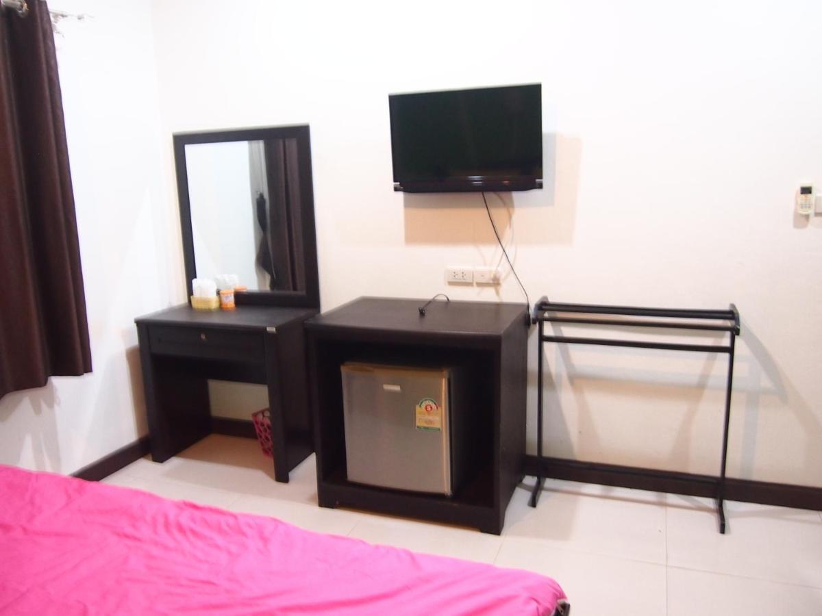 Sincere Hostel Bar And Bistro Koh Lanta Bagian luar foto